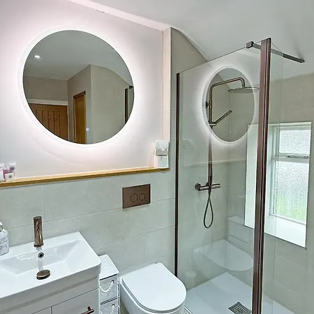 度假居 Clematis *